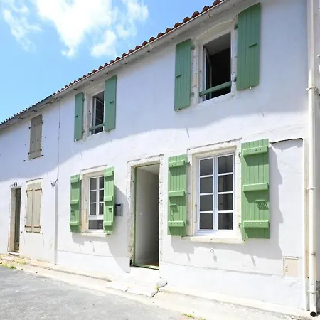 Maison Renovee Avec Jacuzzi Et Cuisine D'ete Au Centre Du Village - Fr-1-434-97 Casa de Férias La Couarde-sur-Mer