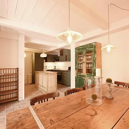 Maison Renovee Avec Jacuzzi Et Cuisine D'ete Au Centre Du Village - Fr-1-434-97 * La Couarde-sur-Mer
